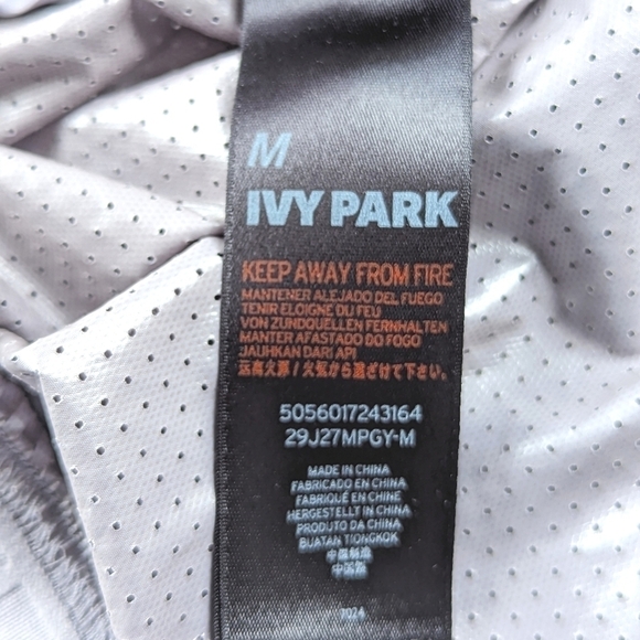Ivy Park Perforated Hooded Pull Over with Banded Hem in Purple & Pink Sz Medium - Picture 14 of 14
